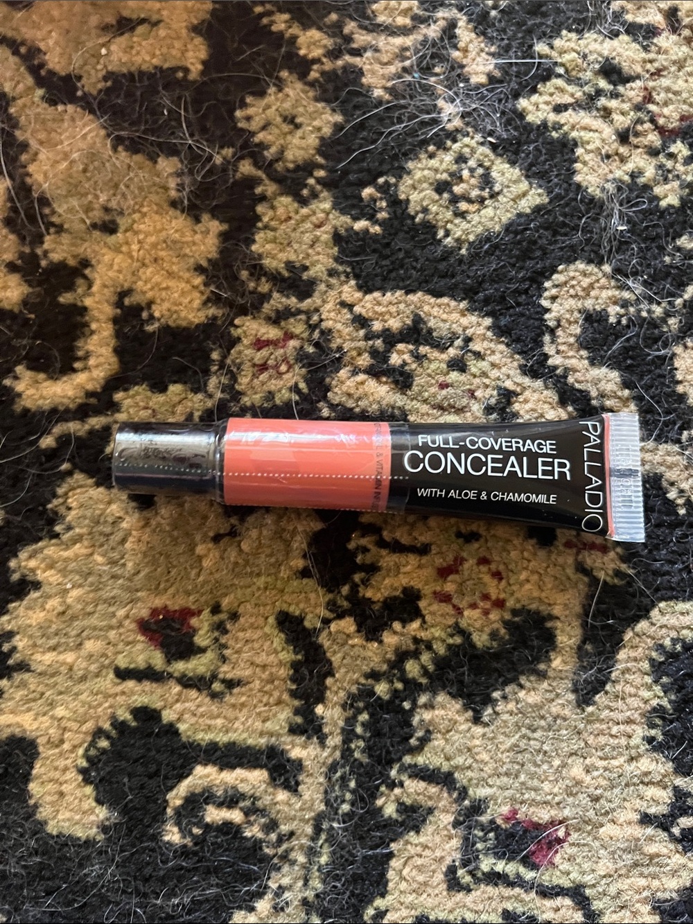 Palladio Full-Coverage Concealer - Coral Shade